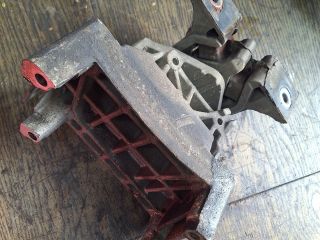 bontott OPEL MERIVA A Motor Tartó Bak (Fém)