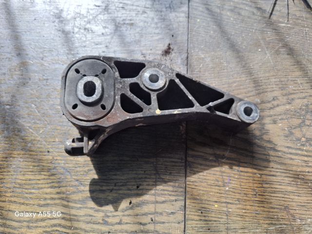 bontott OPEL MERIVA A Váltó Tartó Bak (Pozíciófüggetlen)