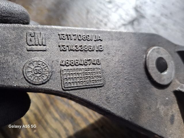 bontott OPEL MERIVA A Váltó Tartó Bak (Pozíciófüggetlen)