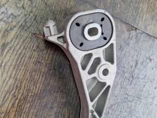 bontott OPEL MERIVA A Váltó Tartó Bak (Pozíciófüggetlen)