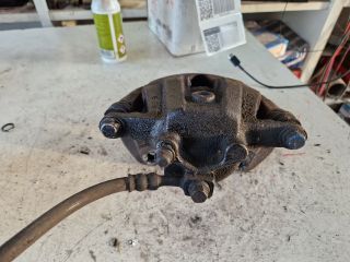 bontott OPEL MERIVA A Bal első Féknyereg Munkahengerrel