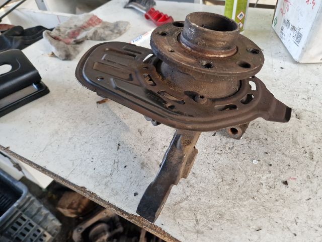 bontott OPEL MERIVA A Jobb első Csonkállvány Kerékaggyal