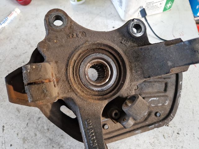 bontott OPEL MERIVA A Jobb első Csonkállvány Kerékaggyal