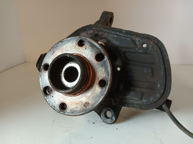 bontott OPEL MERIVA A Jobb első Kerékagy