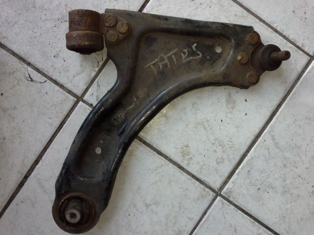 bontott OPEL MERIVA A Jobb első Lengőkar