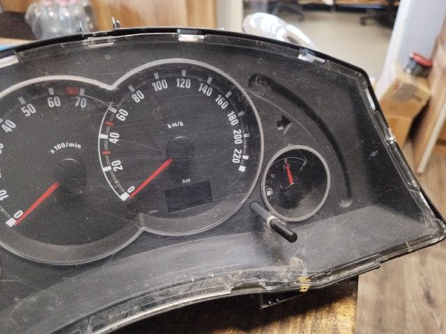 bontott OPEL MERIVA A Kilométeróra