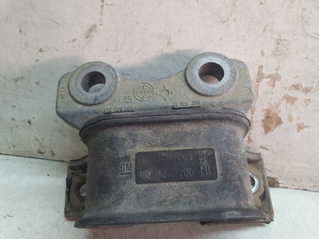 bontott OPEL MERIVA A Motor Tartó Bak (Fém)