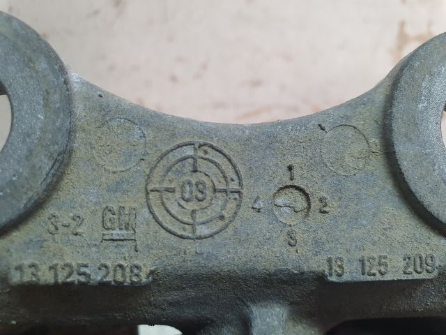 bontott OPEL MERIVA A Motor Tartó Bak (Fém)