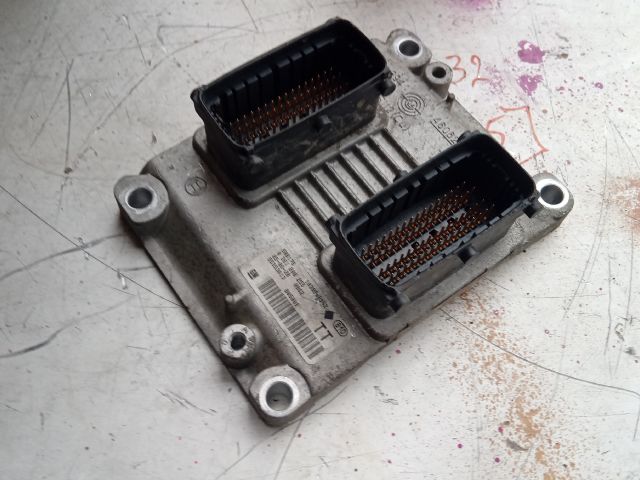 bontott OPEL MERIVA A Motorvezérlő