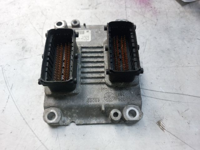 bontott OPEL MERIVA A Motorvezérlő