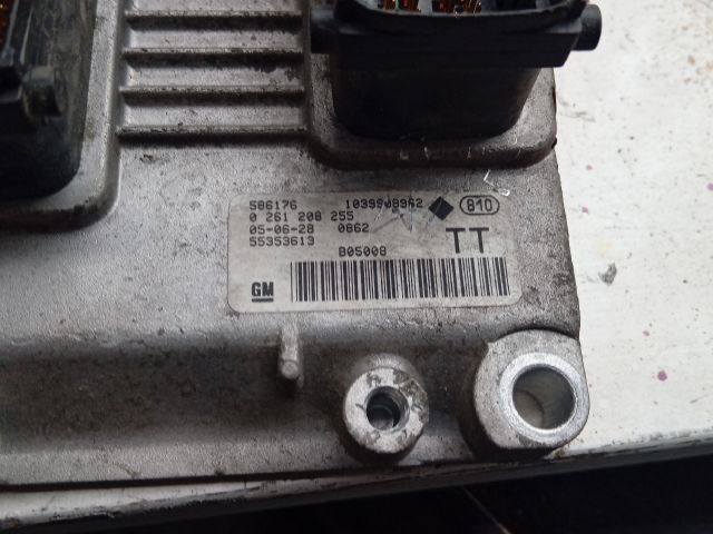 bontott OPEL MERIVA A Motorvezérlő