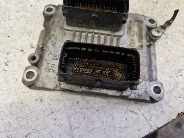 bontott OPEL MERIVA A Motorvezérlő