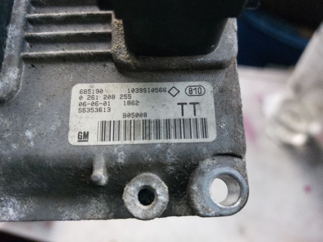 bontott OPEL MERIVA A Motorvezérlő