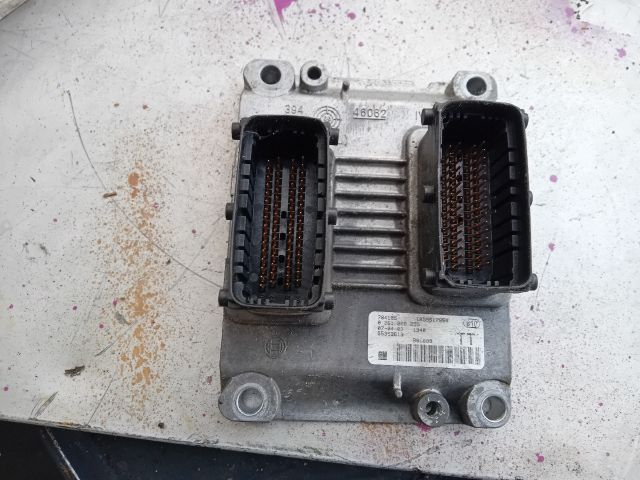 bontott OPEL MERIVA A Motorvezérlő