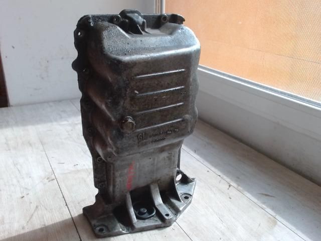 bontott OPEL MERIVA A Olajteknő