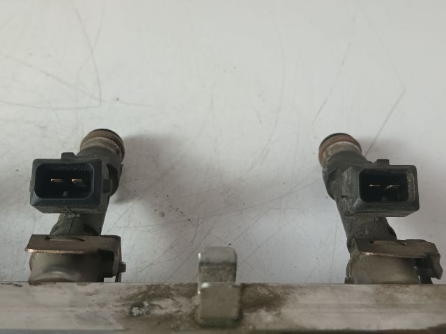 bontott OPEL MERIVA A Porlasztó Sor / Híd