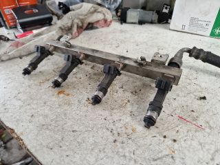 bontott OPEL MERIVA A Porlasztó Sor / Híd