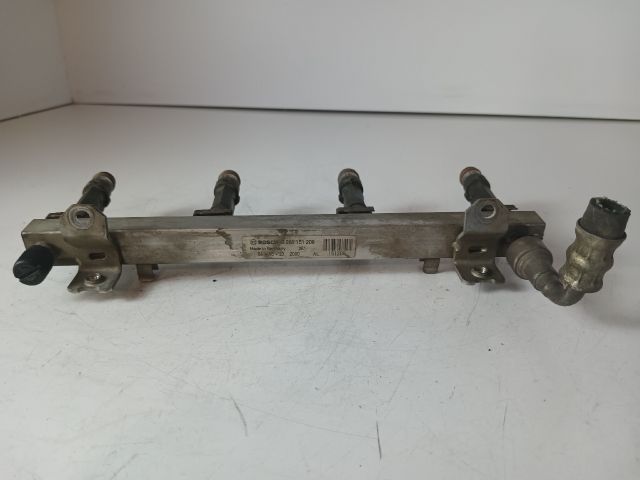 bontott OPEL MERIVA A Porlasztó Sor / Híd