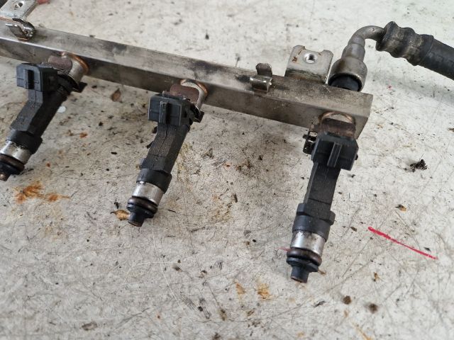 bontott OPEL MERIVA A Porlasztó Sor / Híd