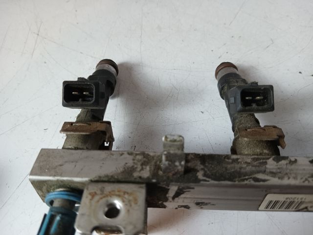 bontott OPEL MERIVA A Porlasztó Sor / Híd