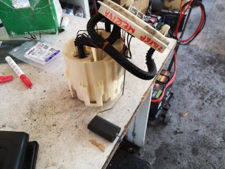 bontott OPEL MERIVA A Üzemanyag Szivattyú