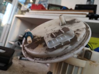 bontott OPEL MERIVA A Üzemanyag Szivattyú