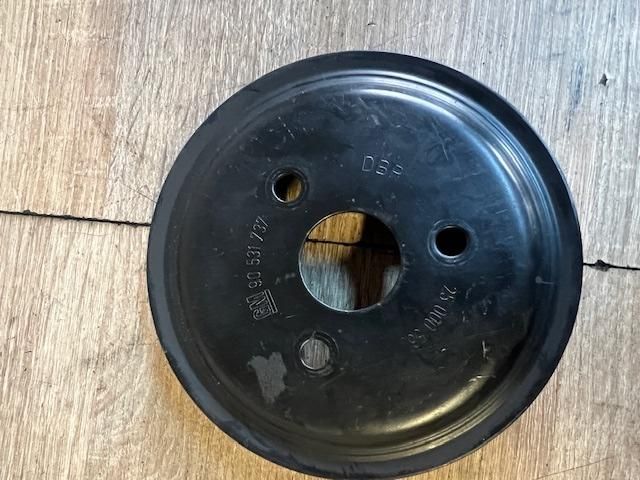 bontott OPEL MERIVA A Vízpumpa Szíjtárcsa