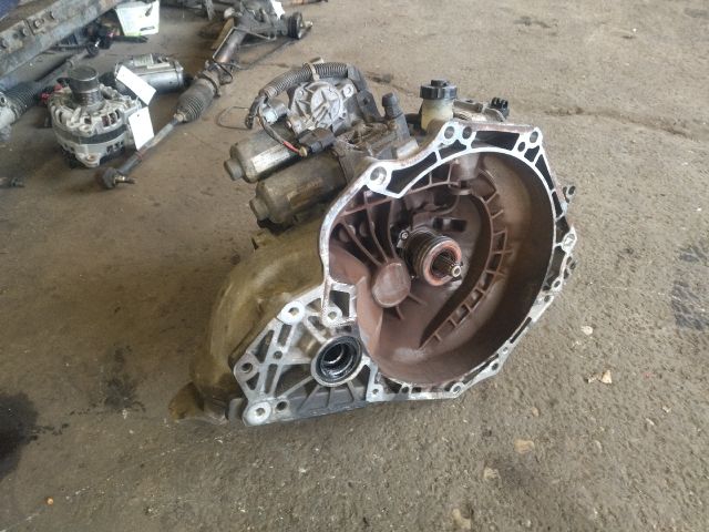 bontott OPEL MERIVA A Automata Váltó