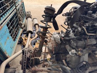 bontott OPEL MERIVA A Bal első Féknyereg Munkahengerrel