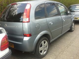 bontott OPEL MERIVA A Bal első Kerékagy