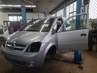 bontott OPEL MERIVA A Bal hátsó Rugó