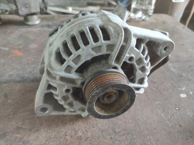 bontott OPEL MERIVA A Generátor