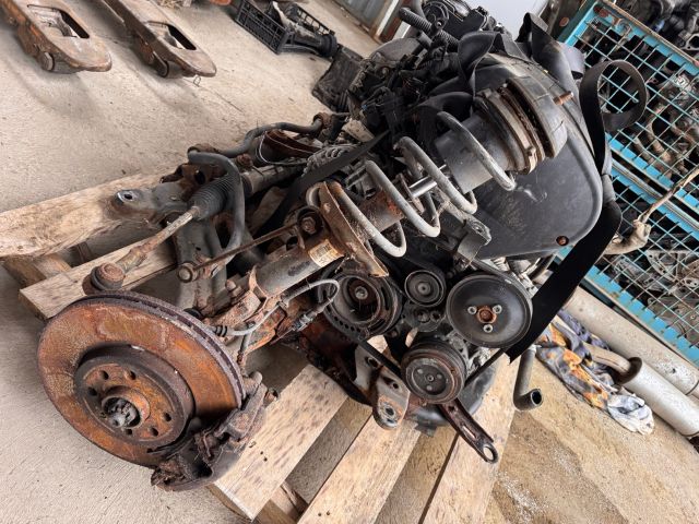 bontott OPEL MERIVA A Jobb első Féknyereg Munkahengerrel