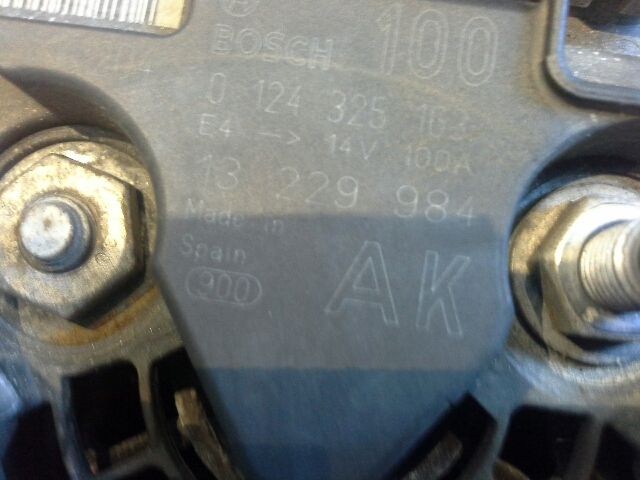 bontott OPEL MERIVA A Generátor