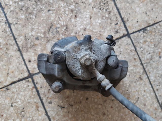 bontott OPEL MERIVA A Jobb első Féknyereg Munkahengerrel