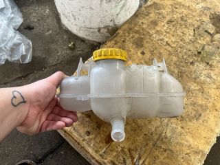 bontott OPEL MERIVA A Kiegyenlítő Tartály