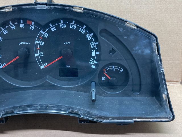 bontott OPEL MERIVA A Kilométeróra