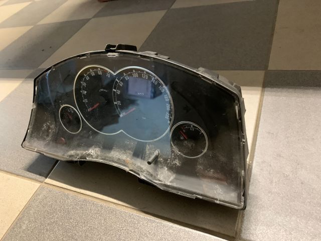 bontott OPEL MERIVA A Kilométeróra