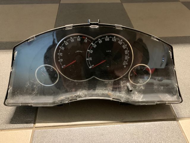 bontott OPEL MERIVA A Kilométeróra