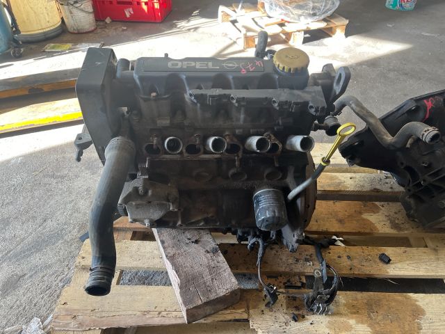 bontott OPEL MERIVA A Motor (Fűzött blokk hengerfejjel)