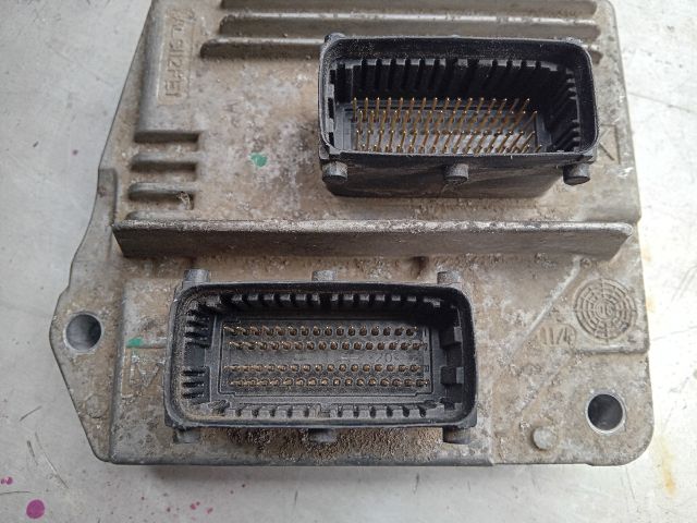 bontott OPEL MERIVA A Motorvezérlő