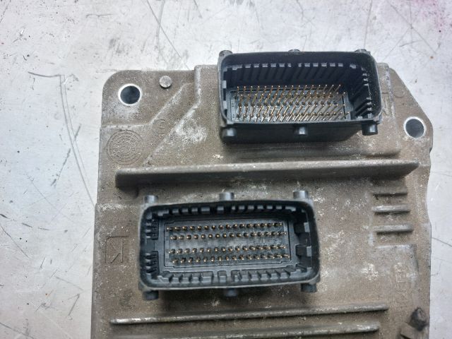 bontott OPEL MERIVA A Motorvezérlő