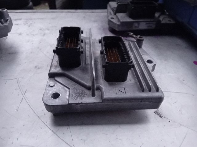 bontott OPEL MERIVA A Motorvezérlő