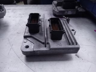 bontott OPEL MERIVA A Motorvezérlő