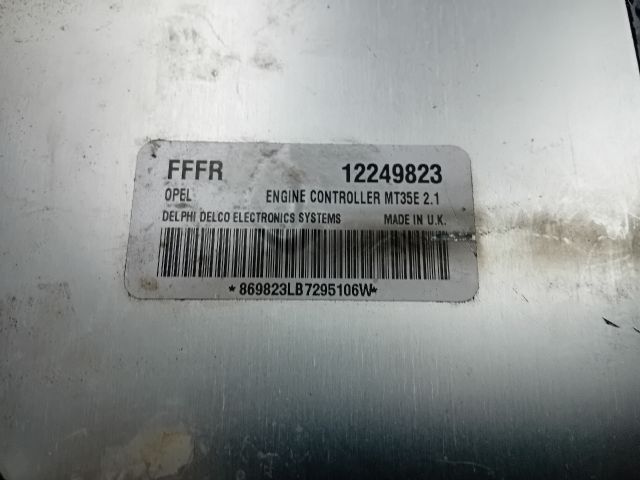 bontott OPEL MERIVA A Motorvezérlő