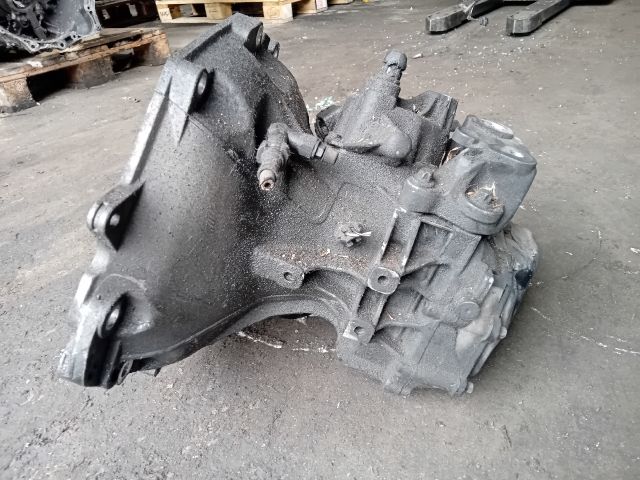 bontott OPEL MERIVA A Váltó (Mechanikus)