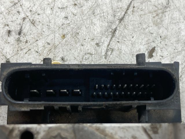 bontott OPEL MERIVA A ABS Kocka