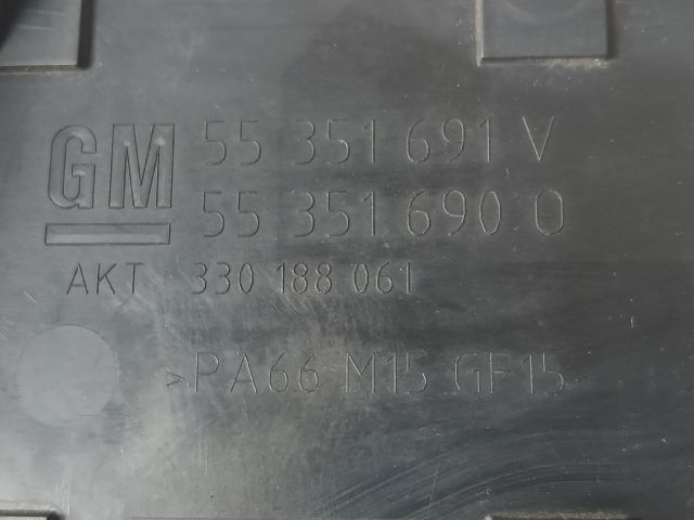 bontott OPEL MERIVA A Felső Motorburkolat