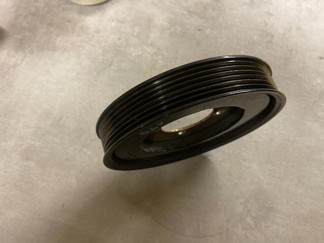 bontott OPEL MERIVA A Főtengely Szíjtárcsa