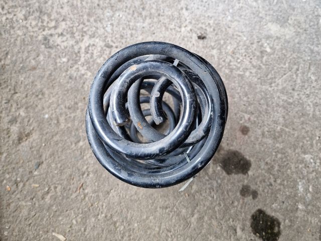 bontott OPEL MERIVA A Hátsó Rugó Pár